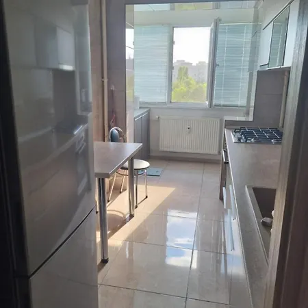 Ezzely Parklake Apartmán *