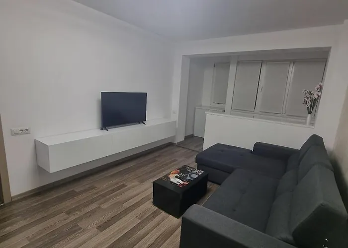 Ezzely Parklake Апартаменты Бухарест