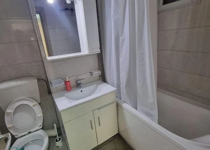 Apartament Ezzely Parklake